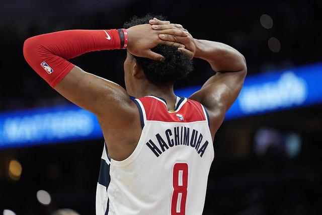 奥运会-中国三人男篮不敌波兰 张宁9分5篮板